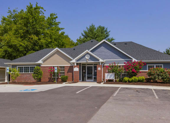 Leasing Office