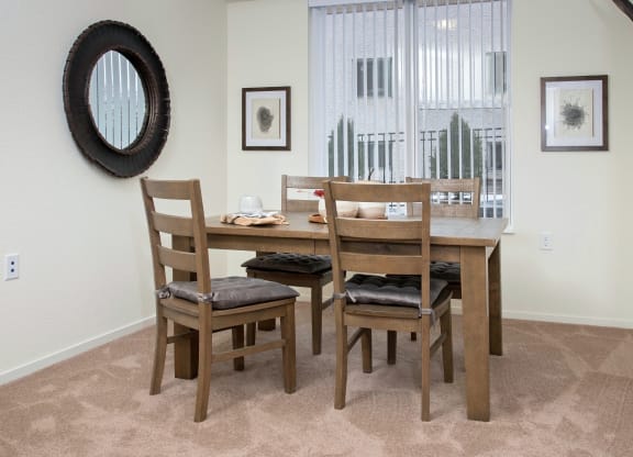 Dining Room at The Grainwood Senior Apartments, Prior Lake