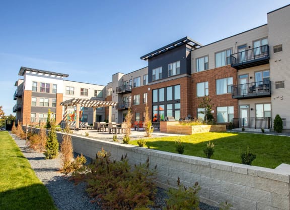 Grand Central Flats_Courtyard