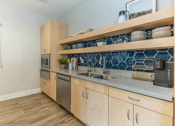 Community Kitchen at Groves of Lawrenceville, Lawrenceville, GA