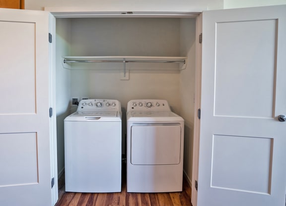 Laundry at Heritage at Church Ranch 55+ Apartments, Colorado, 80021