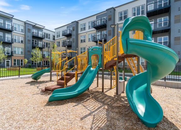 Dominium-Hilltop at Signal Hills-Playground