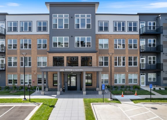 Dominium-Hilltop at Signal Hills-Leasing Office