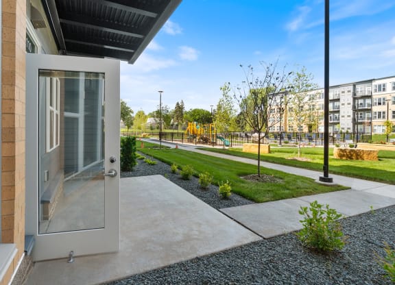 Dominium-Hilltop at Signal Hills-Apt Patio