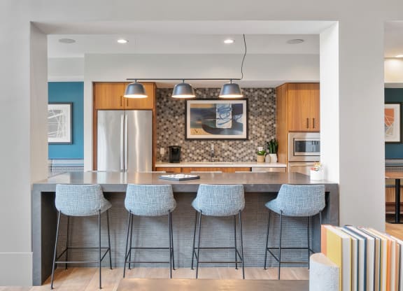 Dominium-Hilltop at Signal Hills-Communit