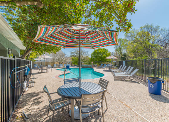Dominium-Kinwood-Pool