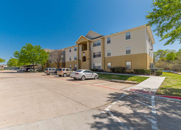 Dominium-Kinwood-Exterior