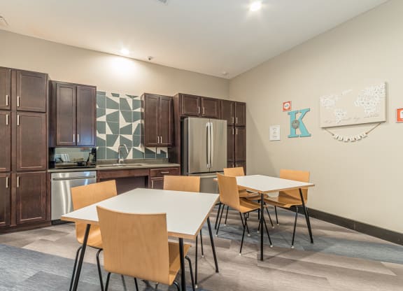 Dominium-Kinwood-Activity Center