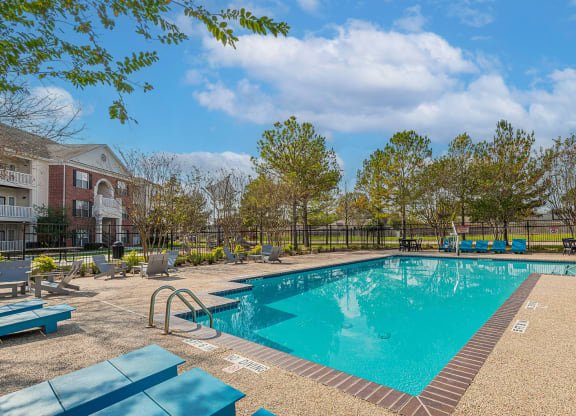 Dominium-Knolls at West Oaks-Pool