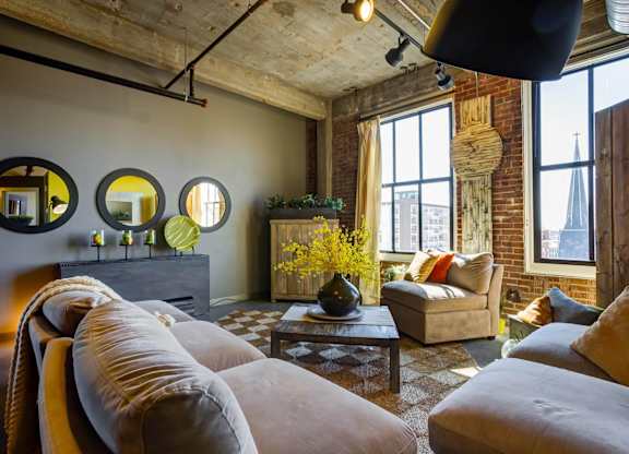 Leather Trades_Model Living Room