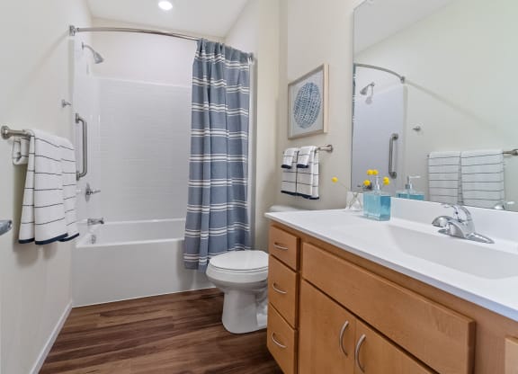 Bathroom With Bathtub at Signal Hills 55+ Apartments, West St. Paul, MN, 55118