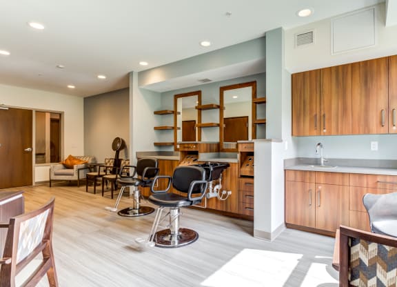 Comfortable Hair Spa at The Legends at Berry 62+ Apartments, St. Paul, 55114