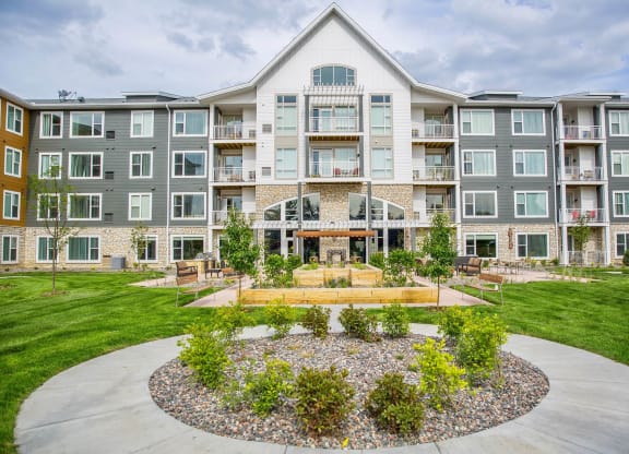 Dominium_Legends of Champlin_Exterior