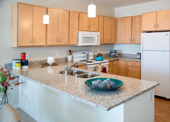 Dominium_Legends of Champlin_Kitchen