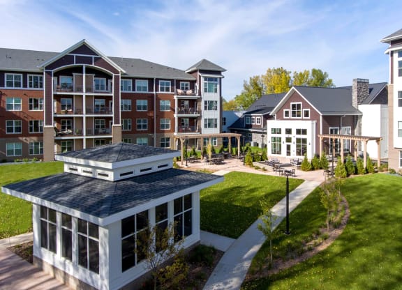 Courtyard at The Legends of Woodbury 55+ Apartments, Woodbury
