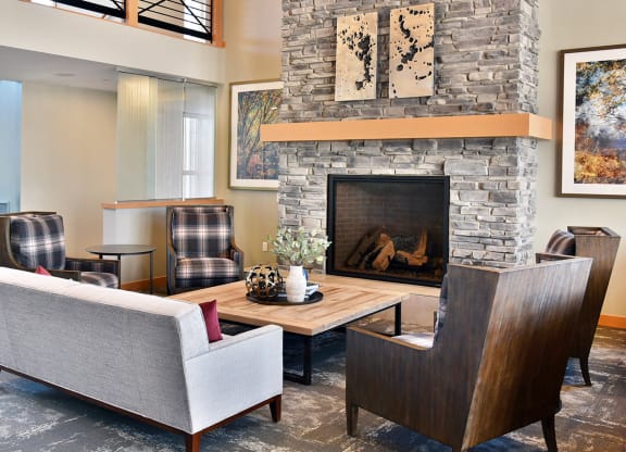 Resident Lounge at The Legends of Woodbury 55+ Apartments, Minnesota