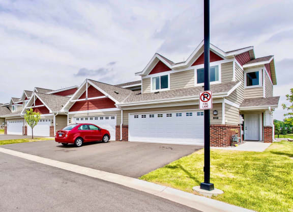 Medina Townhomes_Property Exterior