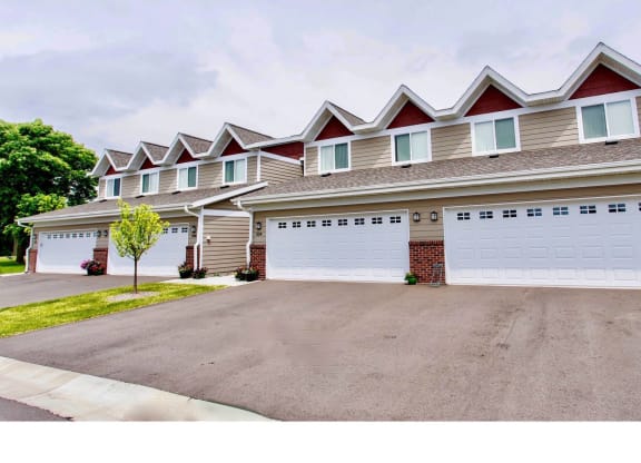 Medina Townhomes_Property Exterior