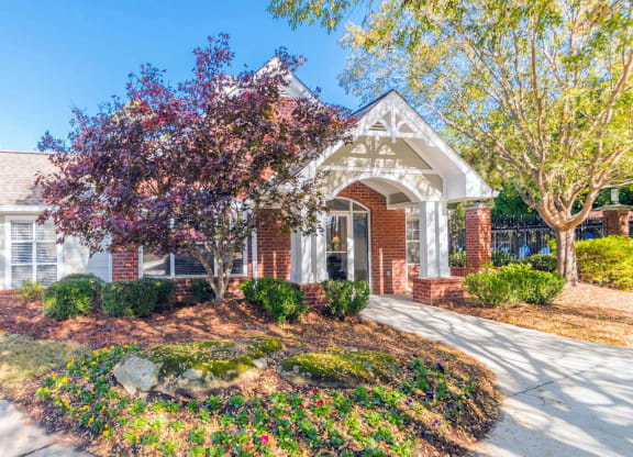 Leasing Room Exterior at Mill Creek Place, Douglasville, GA 30134
