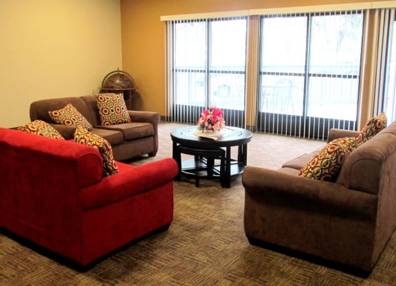 Mossy Oaks_Community Room