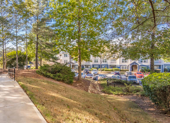 Dominium-Mulberry Place-Walking Path
