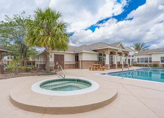 Dominium-Nassau Bay-Spa
