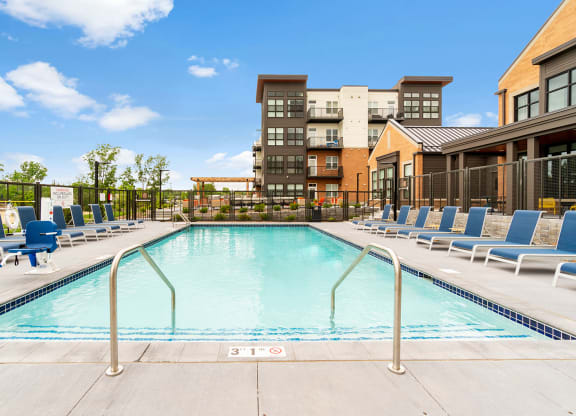 Dominium-Oasis at Twin Lakes-Pool