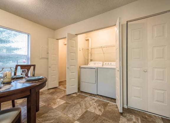 Washer Dryer at Olive Branch Townhomes, Batavia