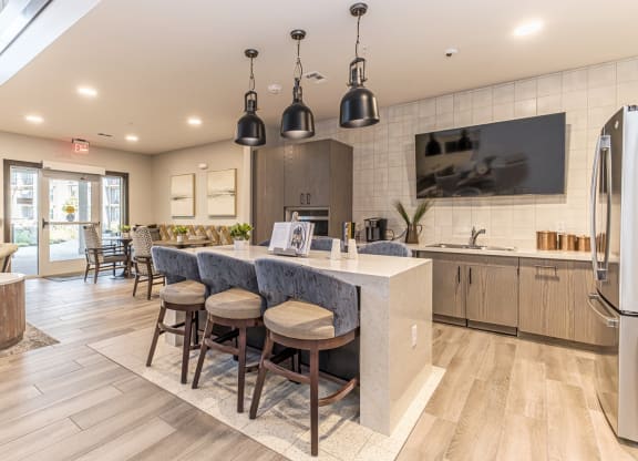Dominium-Preserve at Peachtree Shoals-Community Kitchen