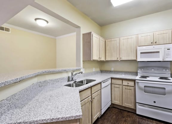 Quail Chase_Model Kitchen