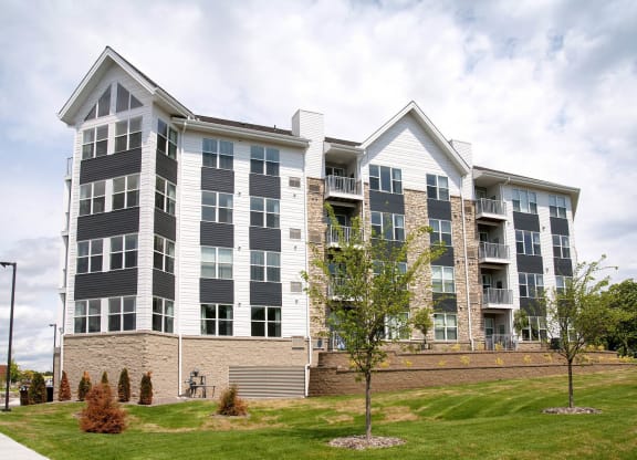 River North_Property Exterior