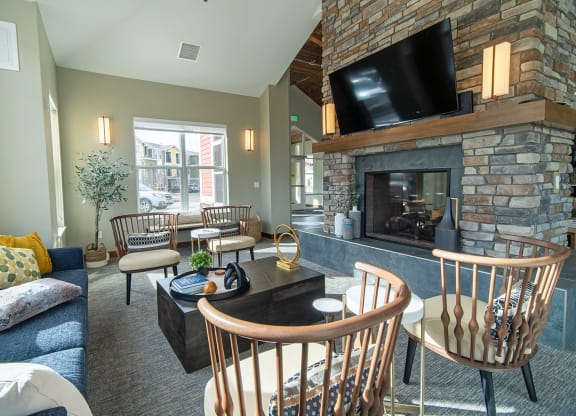 Dominium-South Range Crossings-Community Room