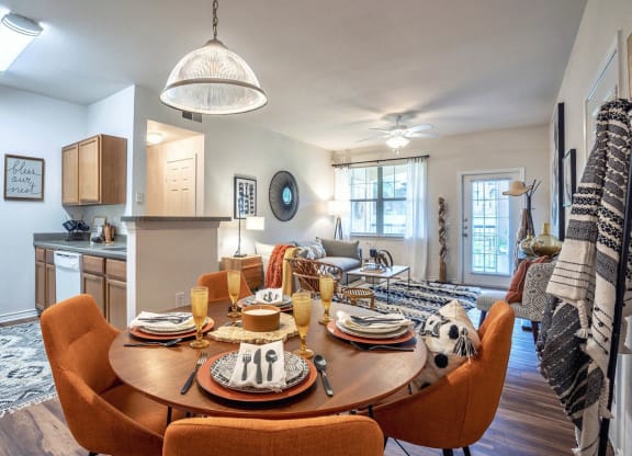 Elegant Dining Space at Stoneridge Apartments, Pflugerville
