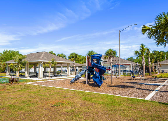 Dominium-Taylor Pointe-Playground