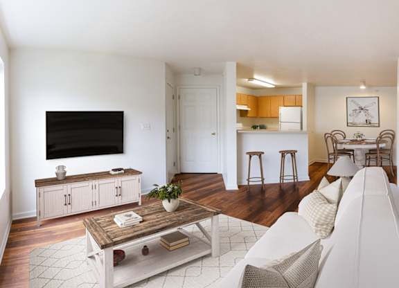 Dominium_Cortland Estates_Living room 3.jpg