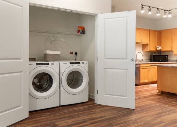 Laundry at Creekridge on the Park Apartments, Charlotte, NC