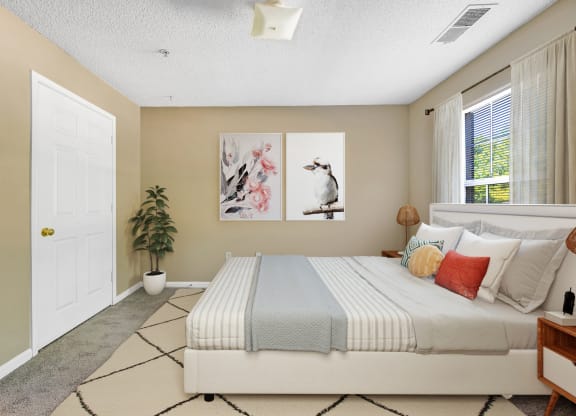 Gorgeous Bedroom at The Flats on Waters Edge, Hermitage, 37076