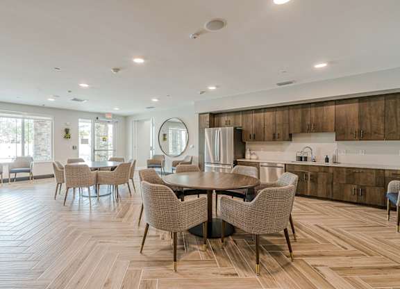 Clubhouse Dining at Heron Ridge 62+ Apartments, Kissimmee