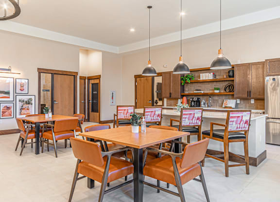 Dominium_Hickory Manor_Community Kitchen-Dining Area