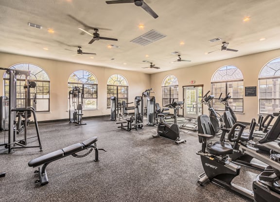 Dominium_Hickory Manor_Fitness Center