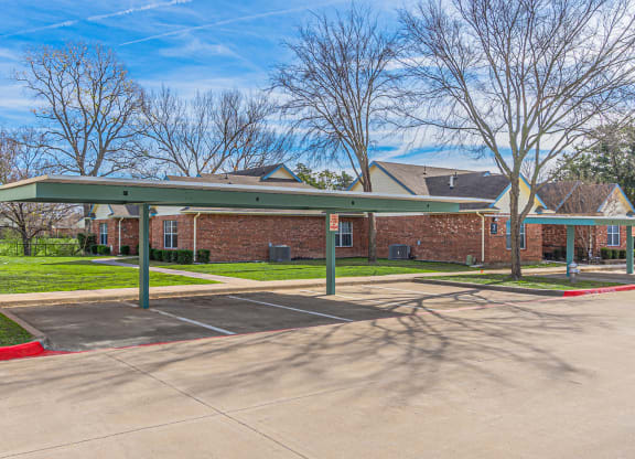 Dominium_Hickory Manor_Covered Carport Parking Space