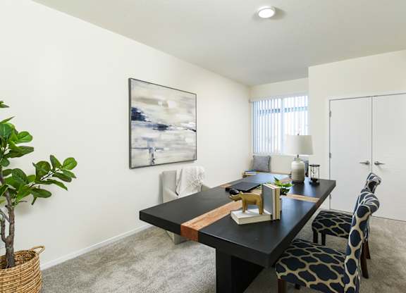 Dominium_Juniper Square_Den.jpg