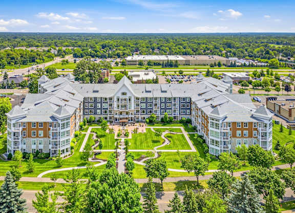 Dominium_Legends of Champlin_Exterior8_13