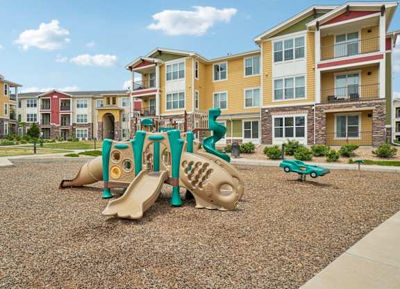 Dominium_North Range Crossings_Playground