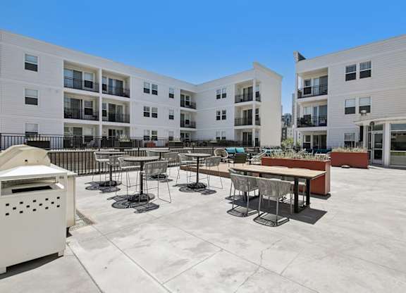 Dominium_Park Avenue West_Rooftop1