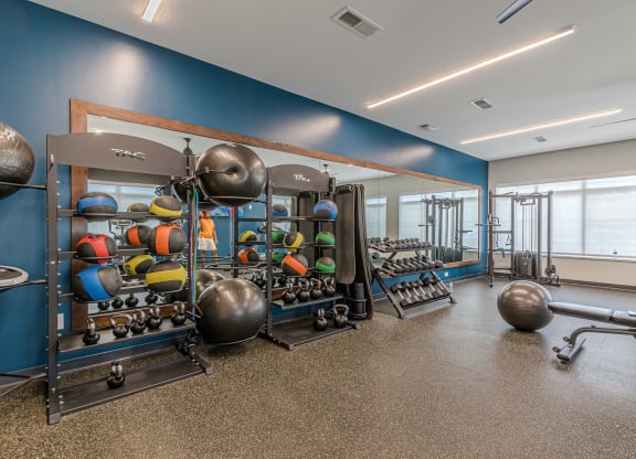 Dominium_Promenade_Fitness Center 2.jpg