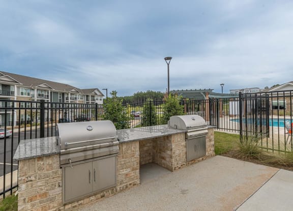 Dominium_Promenade_Grilling Station.jpg