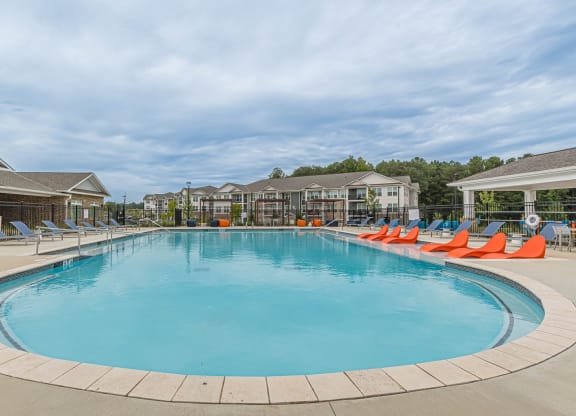 Dominium_Promenade_Pool 1.jpg