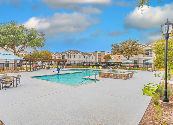 Swimming at Rosemont at Mayfield Villas, Arlington