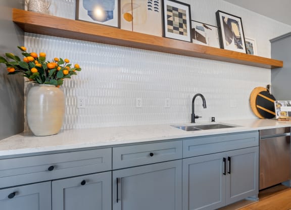 Dominium_Silver Lake Village_Clubhouse 9.jpg